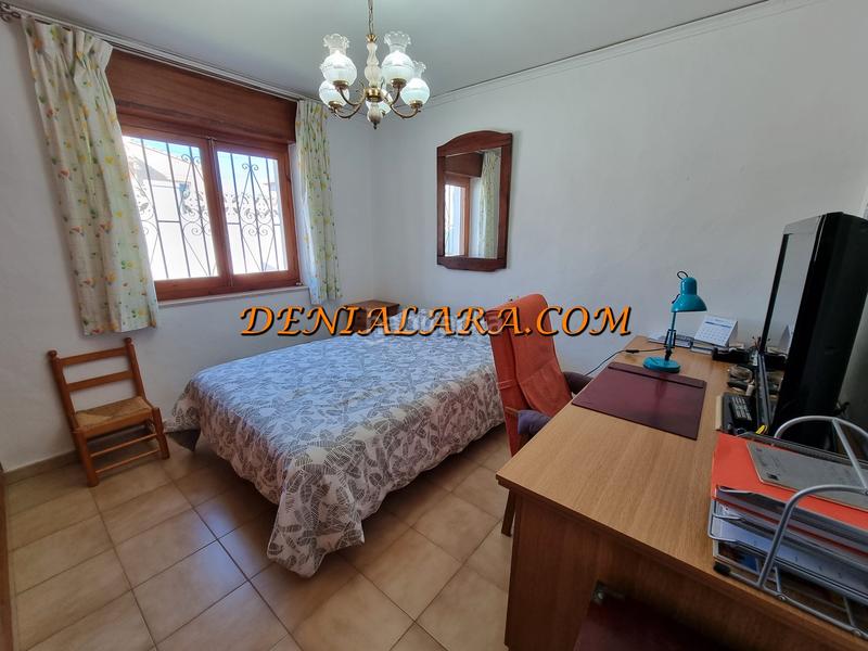 Foto a6338d73-8ba0-4a8a-b05a-8e63161e680f. Chalet con camino parcheggio piscina in El Montgó Dénia