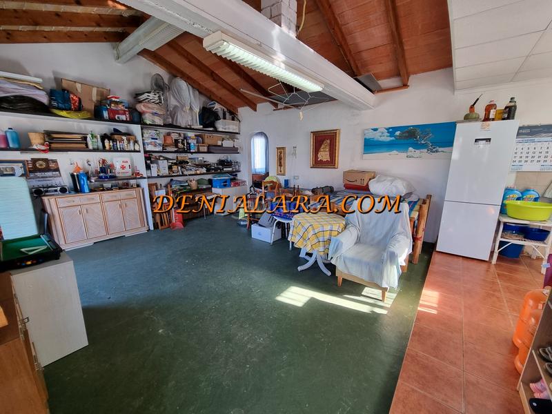 Foto b606c994-fc8f-4fc6-a3ea-4e847f0490b4. Chalet con camino parcheggio piscina in El Montgó Dénia