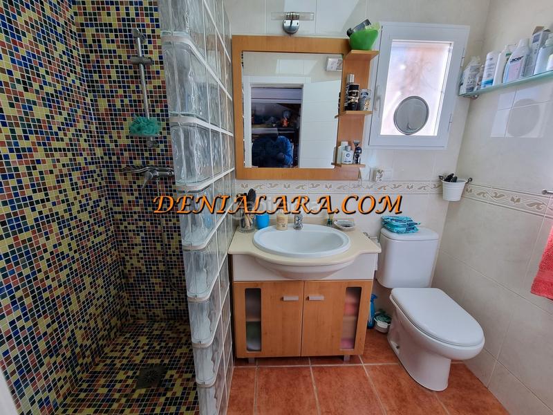 Foto cce94bbe-92d6-499d-9ee3-711cfb304ccb. Chalet con camino parcheggio piscina in El Montgó Dénia