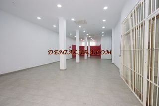 Lloguer Local Comercial a El Puerto. Local comercial en el centro de denia, con 150 m² con aire acond