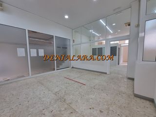 Miete Geschäftsraum in El Puerto. Local comercial de 150metros de alquiler en pleno centro de déni
