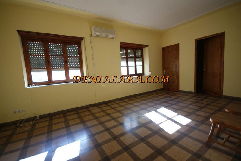 Foto 3b727f5c-4ada-4992-925e-4344b9430c12. Edifici a Centro Urbano Dénia