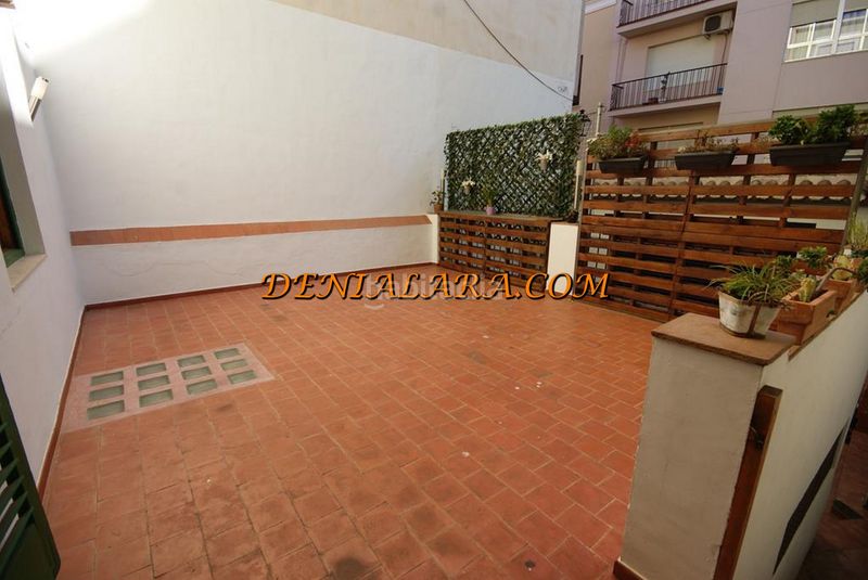 Foto 4dc3245d-43fe-4a36-9183-d497014e6bcc. Edifici a Centro Urbano Dénia