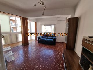 Appartement à Centro Urbano. Amplio piso de 4 dormitorios en el centro de dénia – gran oportu