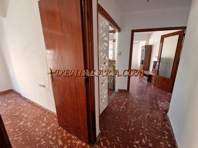 Foto f4930762-cf70-4e0b-81a0-d8243cb5741f. Pis a Centro Urbano Dénia