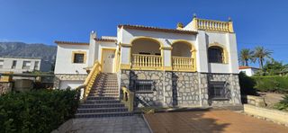 Chalet en El Montgó. Chalet independiente con 6 dormitorios