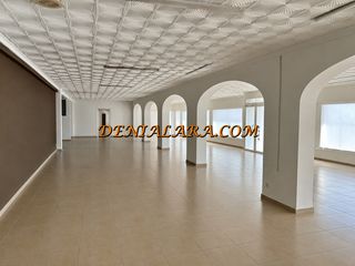 Alquiler Local Comercial en Verger (el). Amplio local comercial de 450 m² con gran fachada en alquiler en