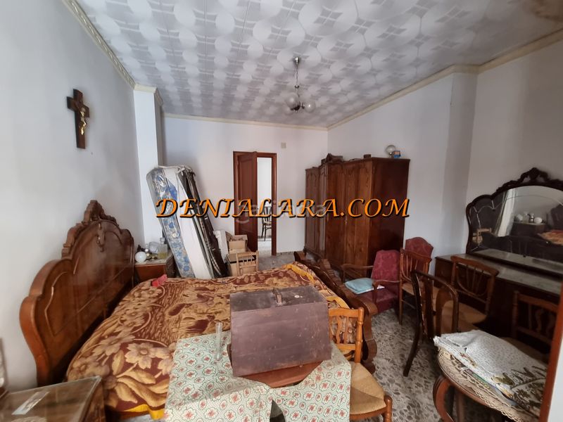 Foto 8b37b240-3ee3-4207-8196-22f09116f23e. Casa amb xemeneia a Centro Pedreguer