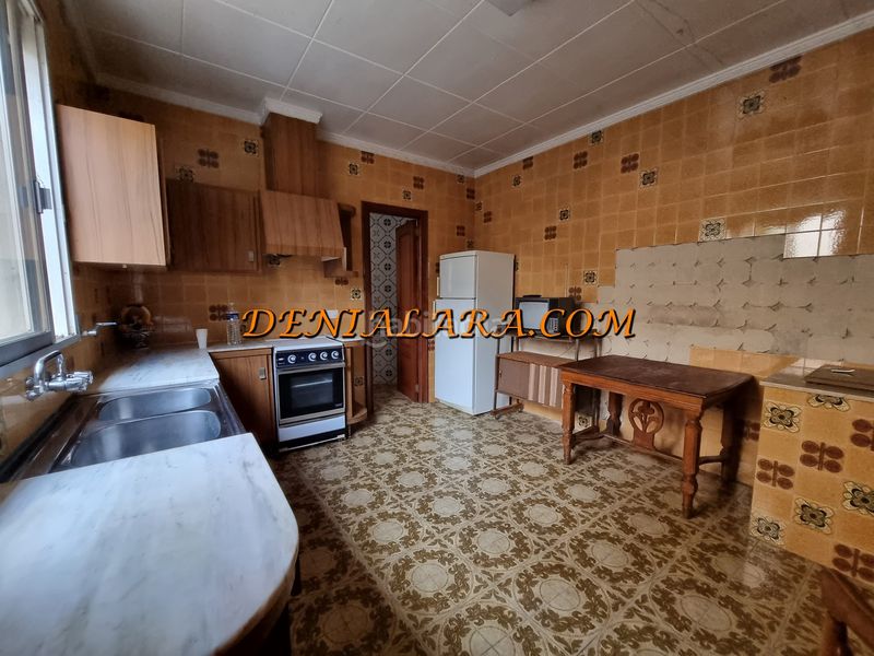 Foto a94f3169-7c62-4388-b641-a8878baa8c1e. Casa amb xemeneia a Centro Pedreguer