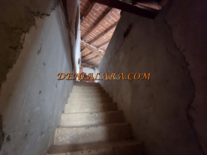 Foto c1aea8b2-5911-4bf3-b816-b592d9183877. Casa amb xemeneia a Centro Pedreguer