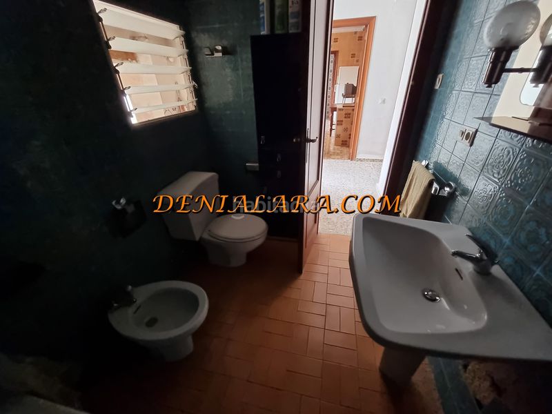 Foto fa6442bc-598a-4e0a-9a05-25b966f57082. Casa amb xemeneia a Centro Pedreguer