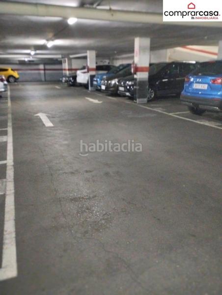 Foto 3f2f089a-dc1b-4af7-81ff-bd5261626318. Posto auto in Centre Hospitalet de Llobregat (L´)