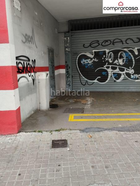 Foto ae214535-4614-406f-8daf-ceb0b51f7da1. Posto auto in Centre Hospitalet de Llobregat (L´)