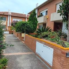 Reihenhaus in Cabrils. Magnifico  adosado  calle  la resclosa