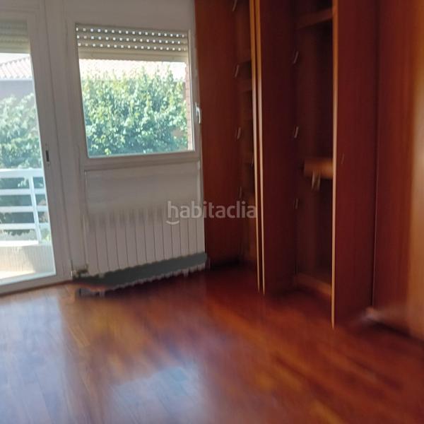 Foto f914bd89-8f00-41f2-8d68-6199e750e83f. Casa adosada magnifico adosado calle la resclosa en Cabrils