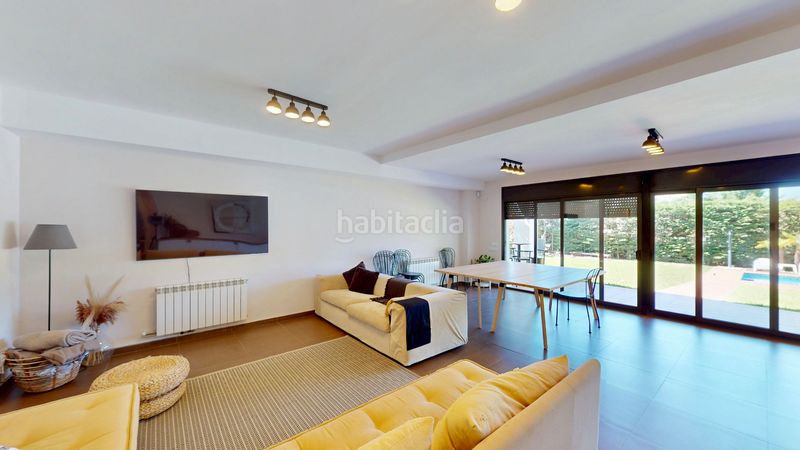 Foto 4f534a68-ec32-40df-a635-3adda4623a27. Casa amb calefacció aparcament piscina a Matadepera