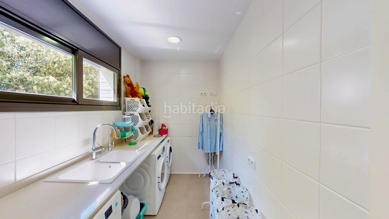 Foto 5548585e-4645-481e-8060-da463a41f71e. Casa amb calefacció aparcament piscina a Matadepera