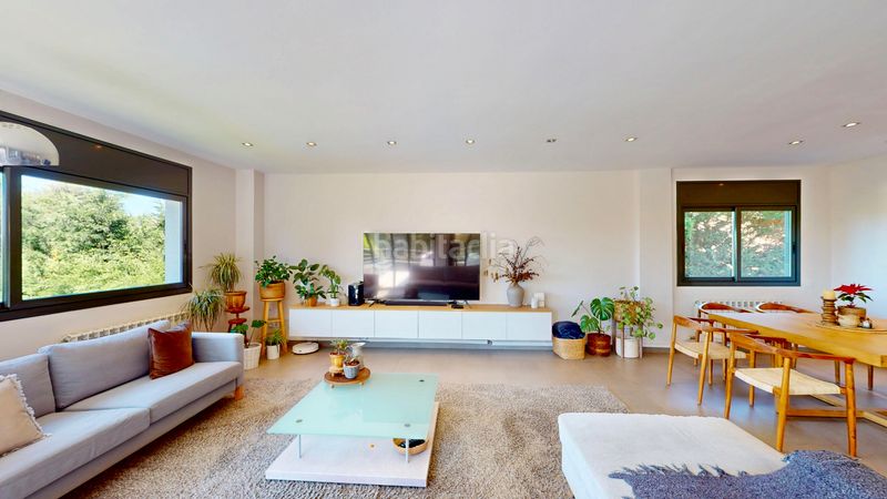 Foto 62745a1e-93f1-4026-aaa9-9b6c7e4b9e6f. Casa amb calefacció aparcament piscina a Matadepera