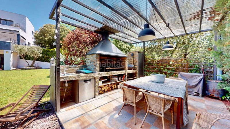 Foto 668c8caf-71b8-4f1c-9c9c-87be75fc9e61. Casa amb calefacció aparcament piscina a Matadepera