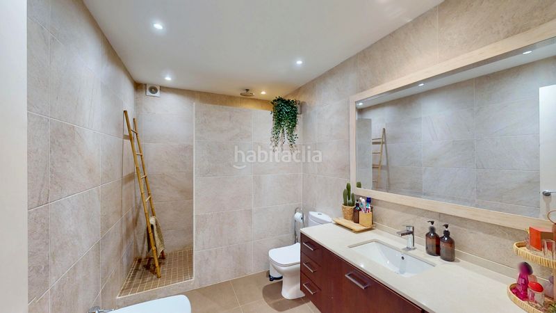 Foto 8d7529c9-2a5d-43a4-8c7a-ecd8daa73147. Casa amb calefacció aparcament piscina a Matadepera