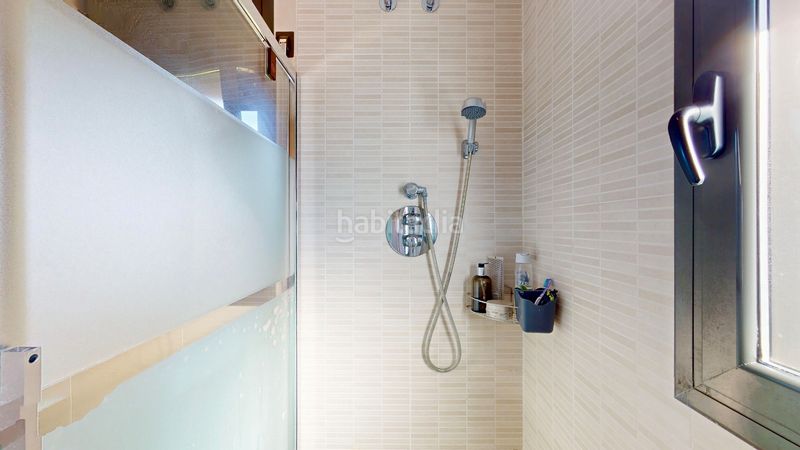 Foto 8f9339fa-20d1-481f-838c-a1cbb14b125b. Casa amb calefacció aparcament piscina a Matadepera