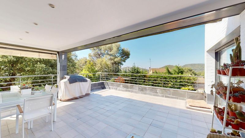 Foto afa419cd-bdb4-4c6b-8ccd-d98d39a8b3df. Casa amb calefacció aparcament piscina a Matadepera