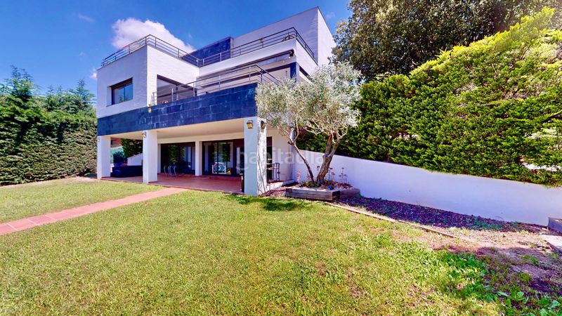 Foto ccbffa7c-787e-4797-a92e-f77b2a8ae1e0. Casa amb calefacció aparcament piscina a Matadepera