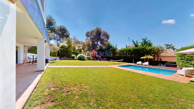 Foto d63d8df1-17a2-41d8-bb3f-d8dfe95065ca. Casa amb calefacció aparcament piscina a Matadepera