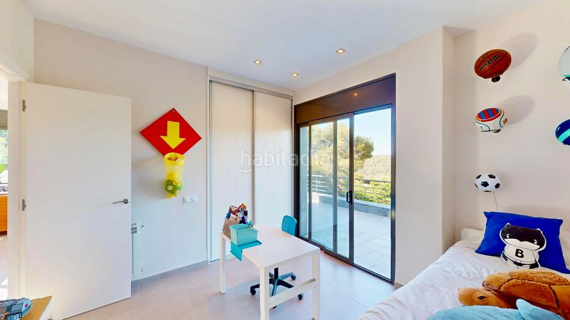 Foto a717bc25-2362-4826-ab02-c63c24272b94. Casa amb calefacció aparcament piscina a Matadepera