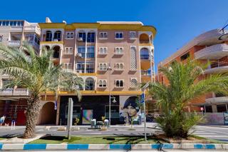 Aparcament cotxe a Calle virgen de la paloma 41. Garaje en zona playa del cura de torrevieja (alicante)