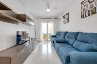 Appartement à Calle joaquín chapaprieta 105. Apartamento reformado en pleno centro de torrevieja