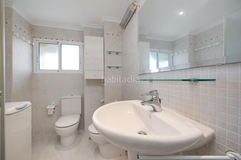 Foto 3258b750-87d2-4152-a21d-307bbe89e318. Dachwohnung in avenida jaime i el conquistador 34 in Campello (el)