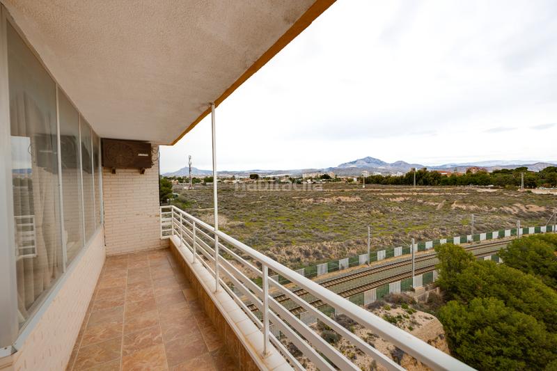 Foto 52b541e5-38eb-497b-9888-623b47db0db3. Dachwohnung in avenida jaime i el conquistador 34 in Campello (el)