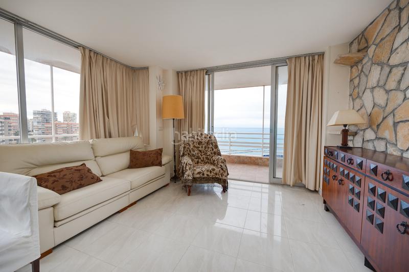 Foto 841b0a16-f37a-4f8f-9bad-eece498f730e. Dachwohnung in avenida jaime i el conquistador 34 in Campello (el)