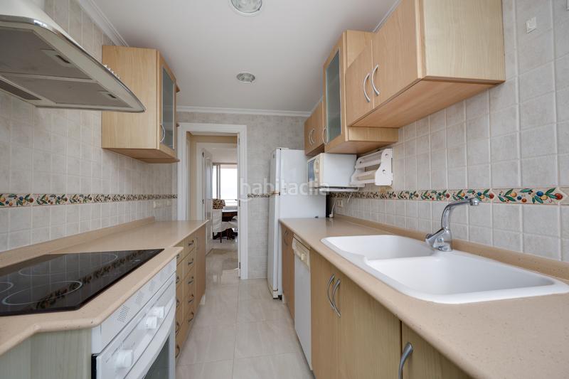 Foto 9064fd3f-6fe9-4bac-8a70-f31909e7fe6a. Dachwohnung in avenida jaime i el conquistador 34 in Campello (el)