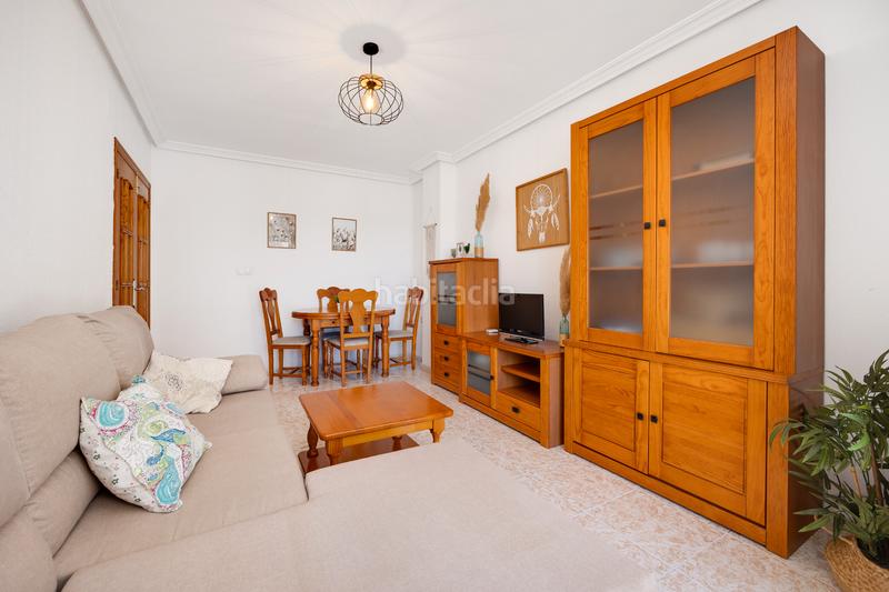 Foto b330ecee-7132-4f69-b4f3-4c1ebe0d8473. Appartement dans avenida diego ramírez pastor 13 dans Torrevieja