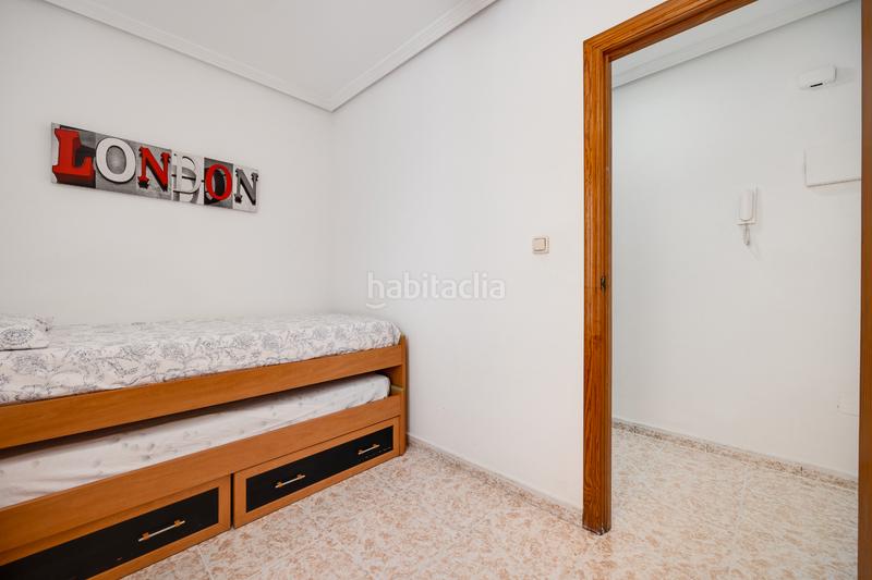 Foto b386a2e2-2b0d-4b84-bd67-ee207144aab2. Appartement dans avenida diego ramírez pastor 13 dans Torrevieja
