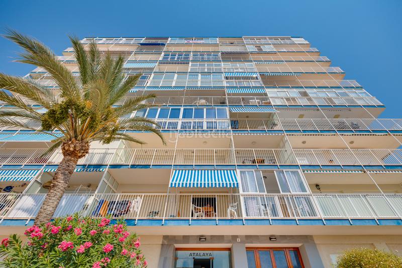 Foto fe940d45-8b6c-4a3e-bc95-328dd686ecd3. Dachwohnung in carrer d'azorín 1 in Campello Playa Campello (el)