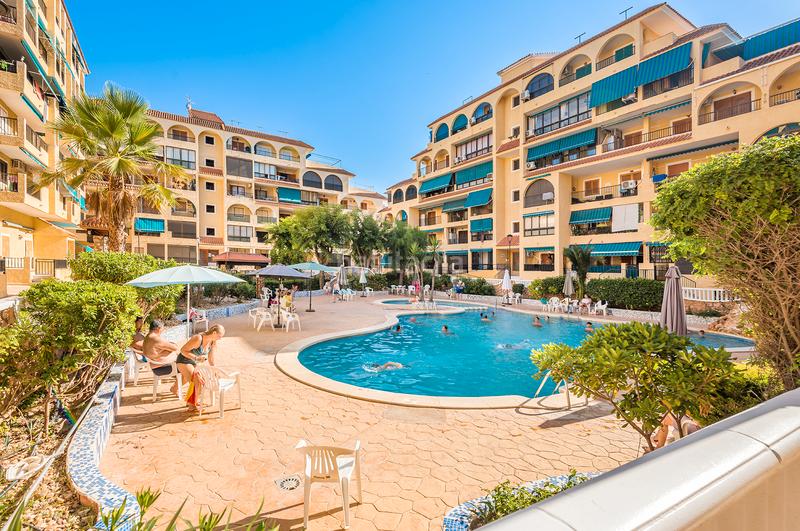 Foto 4c63f3a2-6a13-4337-afd5-3089fcbdd277. Apartament a avenida de holanda 38 a Los Europeos Torrevieja