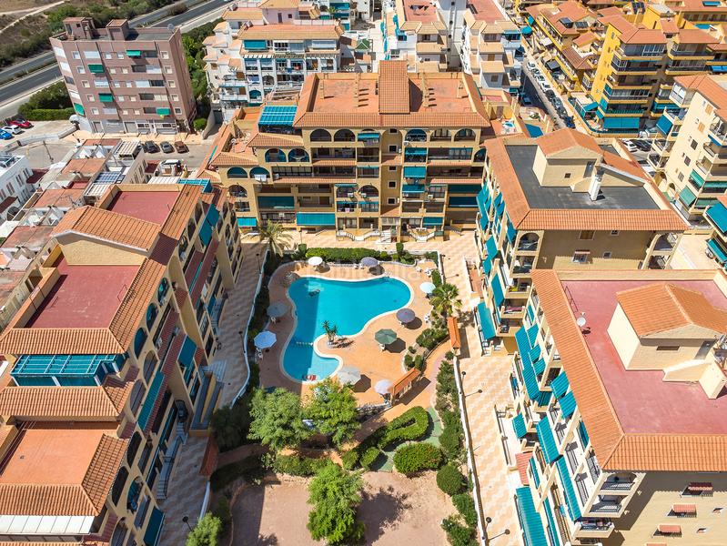 Foto d1bba640-21fa-4c01-8959-af8dd621de21. Apartament a avenida de holanda 38 a Los Europeos Torrevieja