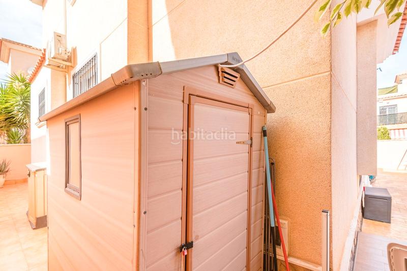 Foto 16a1c3ec-be3a-46d1-bac1-651e248724dc. Chalet en calle rosa 1 magnífico chalet independiente costa con piscina y garaje privados. en Orihuela