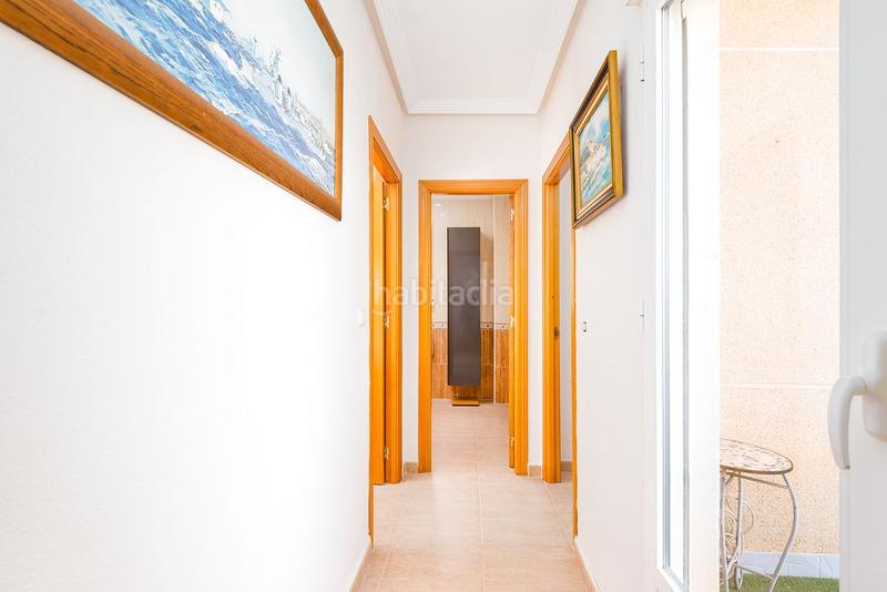 Foto 1d2fd48a-17e2-40bf-ad23-9f48c7b61181. Chalet en calle rosa 1 magnífico chalet independiente costa con piscina y garaje privados. en Orihuela