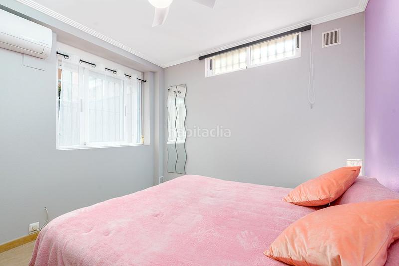 Foto 345f42c3-39fb-4584-8ed6-f68fcee59a68. Chalet en calle rosa 1 magnífico chalet independiente costa con piscina y garaje privados. en Orihuela