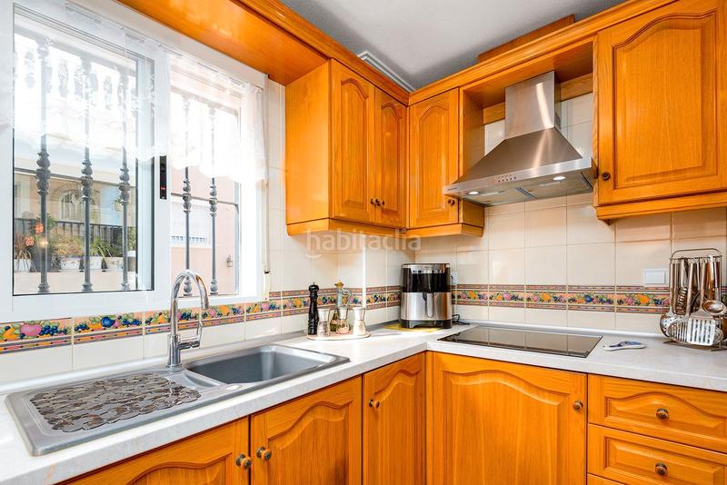 Foto 760c0b9a-b91a-4034-9508-b4fff9459497. Chalet en calle rosa 1 magnífico chalet independiente costa con piscina y garaje privados. en Orihuela