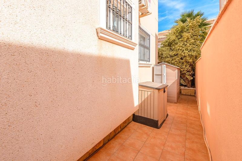 Foto 7b51c16f-ad1b-42a5-a996-87df84757b4c. Chalet en calle rosa 1 magnífico chalet independiente costa con piscina y garaje privados. en Orihuela