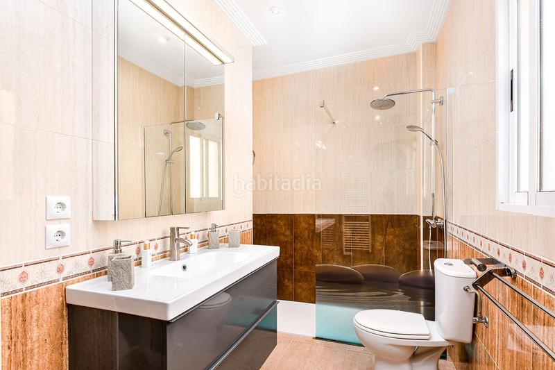 Foto 7d8b5aa1-8bd2-4526-ad23-0b510fca6223. Chalet en calle rosa 1 magnífico chalet independiente costa con piscina y garaje privados. en Orihuela