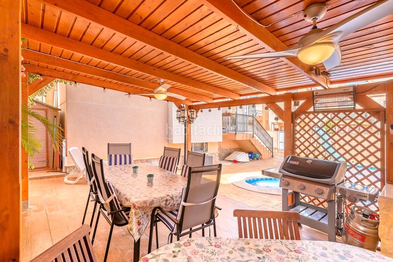 Foto 86d1b99d-dc9c-4d28-935b-21d7b7a89b82. Chalet en calle rosa 1 magnífico chalet independiente costa con piscina y garaje privados. en Orihuela