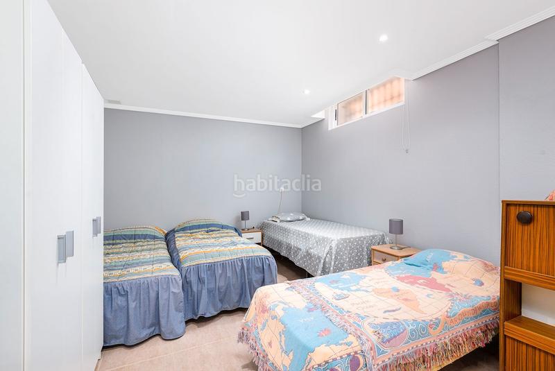 Foto 94893651-32d5-4a38-ae25-4f08a372aec7. Chalet en calle rosa 1 magnífico chalet independiente costa con piscina y garaje privados. en Orihuela