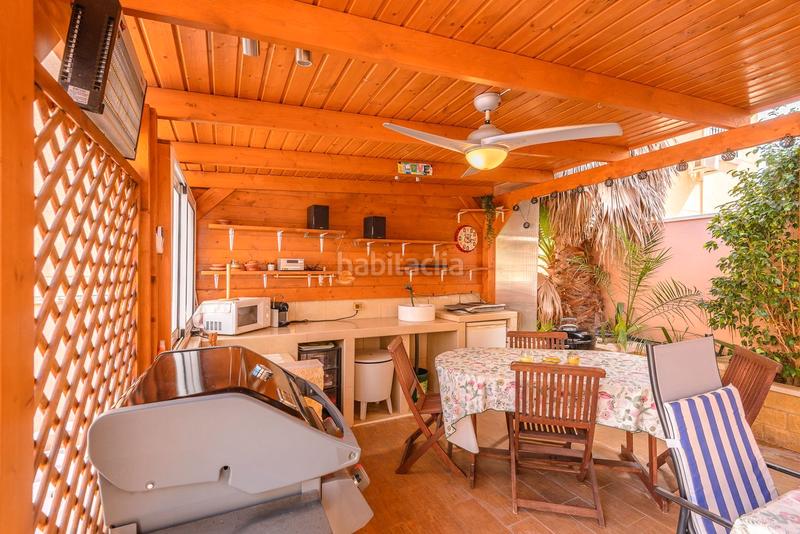 Foto bdfe693e-e152-4862-8005-58cb08d4fa3f. Chalet en calle rosa 1 magnífico chalet independiente costa con piscina y garaje privados. en Orihuela