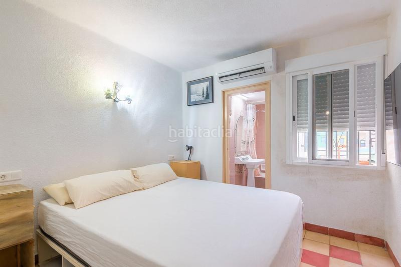 Foto 221a57ea-ec01-4f4d-b71e-c2f75e1c6843. Casa a schiera in calle de velázquez 12 in Colonia Madrid Benidorm